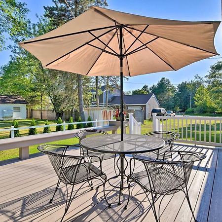 Lake Huron House With Grill And Beach Access! East Tawas Exteriér fotografie