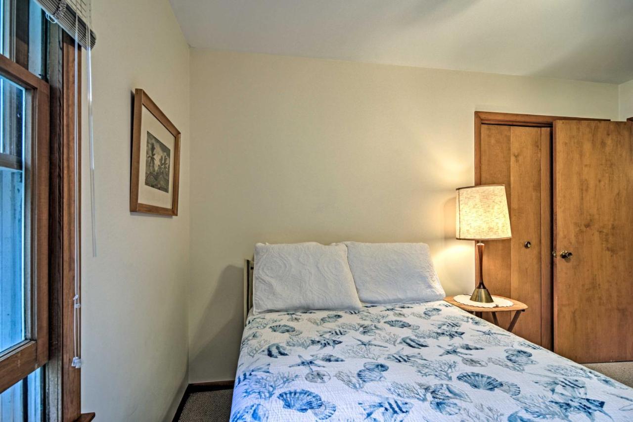 Lake Huron House With Grill And Beach Access! East Tawas Exteriér fotografie